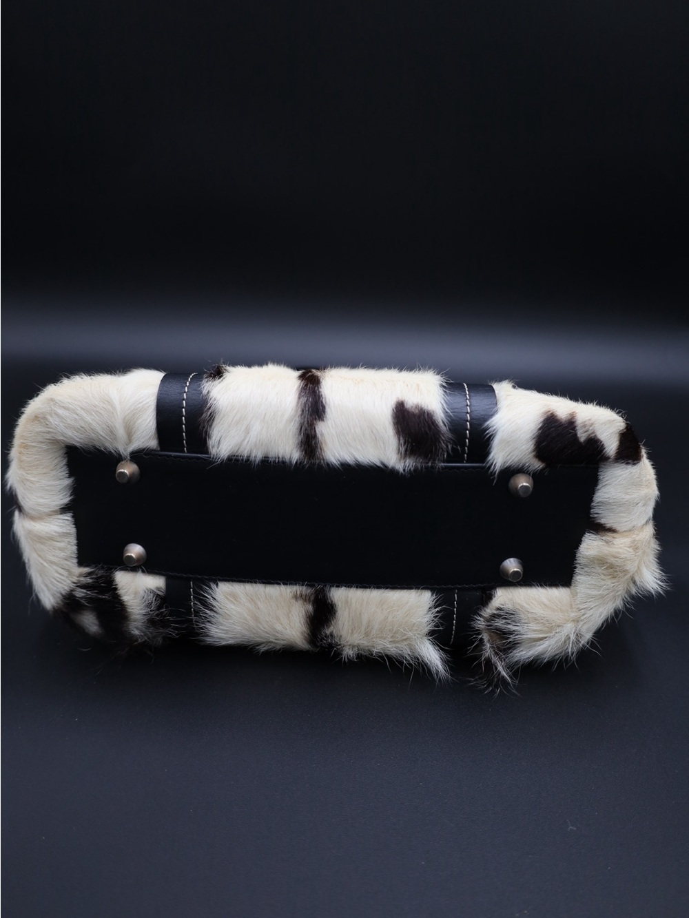 Rare Christian Dior cowhide fur bag - Picture 7 of 7